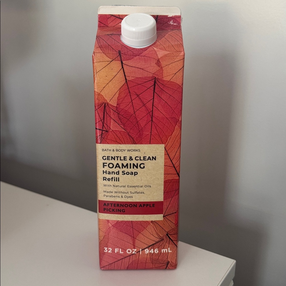 Bath & Body Works Gentle Clean Foaming Hand Soap Refill AFTERNOON APPLE PICKING